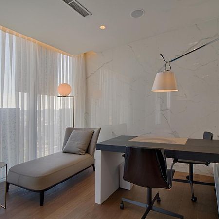 Maritim Hotel Plaza Tiranë Ngoại thất bức ảnh Office