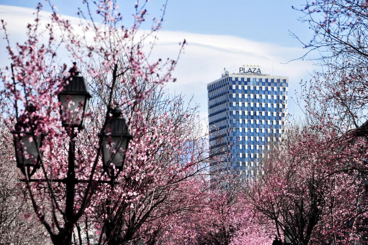 Maritim Hotel Plaza Tiranë Ngoại thất bức ảnh